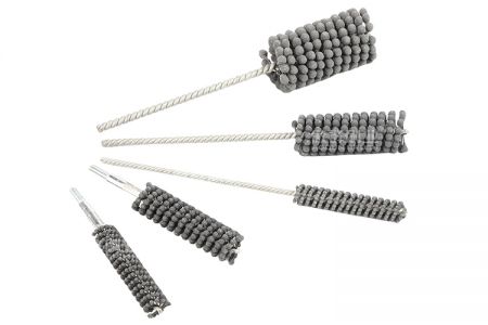 鍛造精密之鑰:傲群汽車用刷為新能源汽車制造賦能提效 鍛造精密之鑰:傲群汽車用刷為新能源汽車制造賦能提效